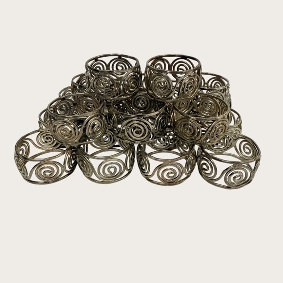 Set Of 20 Vintage 1990s Silver Tone Spiral Swirl Design Metal Napkin Rings - Picture 3 of 6